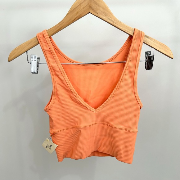 Lululemon tank top - Picture 4 of 4